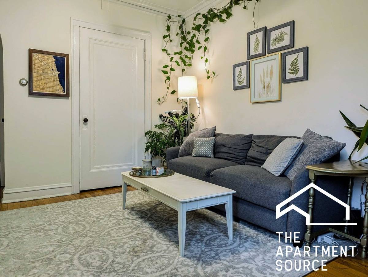 Apartment for rent at 2334 W School St #2, Chicago, IL 60618