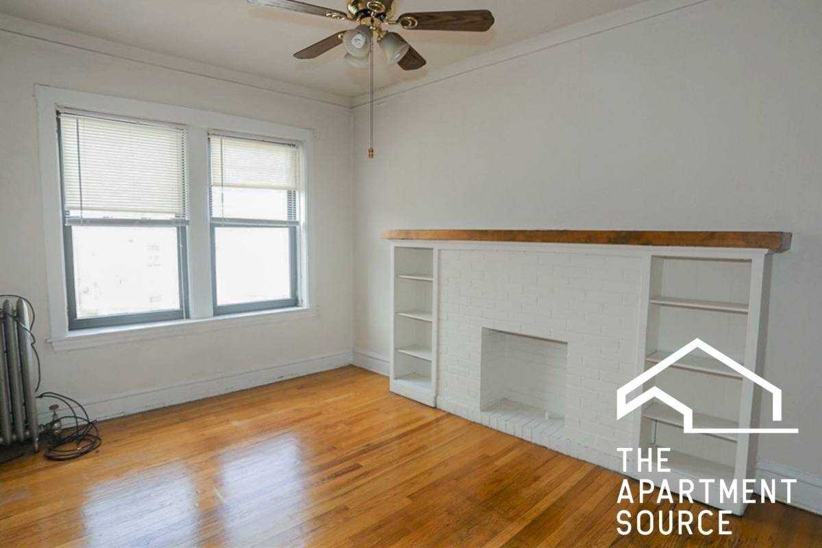 Apartment for rent at 2612 W Gunnison St #3R, Chicago, IL 60625