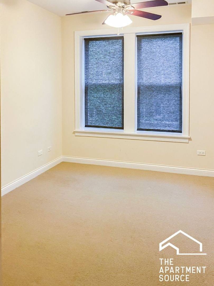 Apartment for rent at 1634 W Grace St #2, Chicago, IL 60613