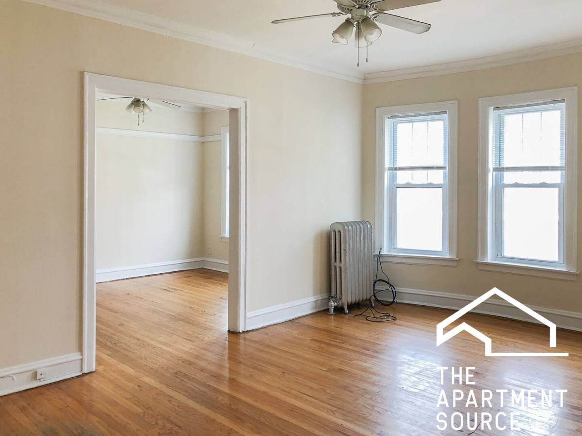 Apartment for rent at 2002 W Foster Ave #3, Chicago, IL 60625