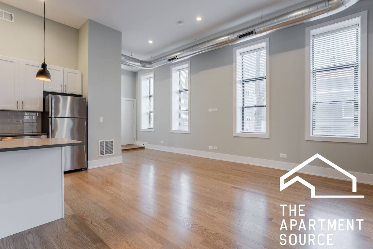 Apartment for rent at 2057 W Dickens Ave #1N, Chicago, IL 60647