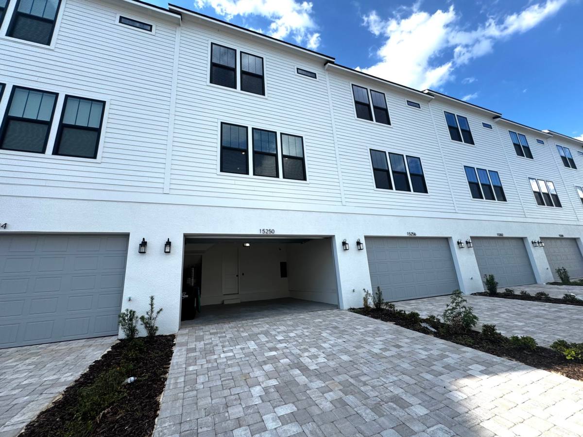 Townhouse for rent at 15250 Groveside Rd, Winter Garden, FL 34787