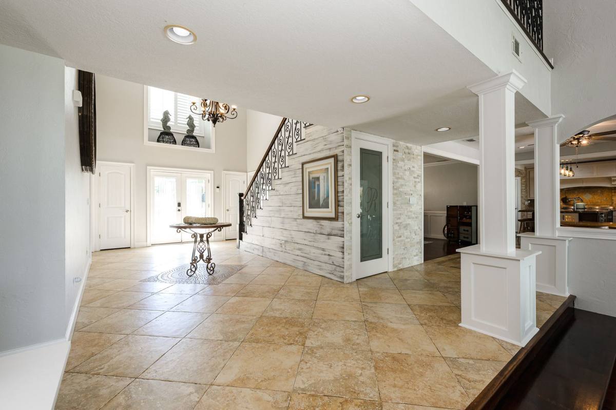 House for rent at 1130 John Anderson Dr, Ormond Beach, FL 32176
