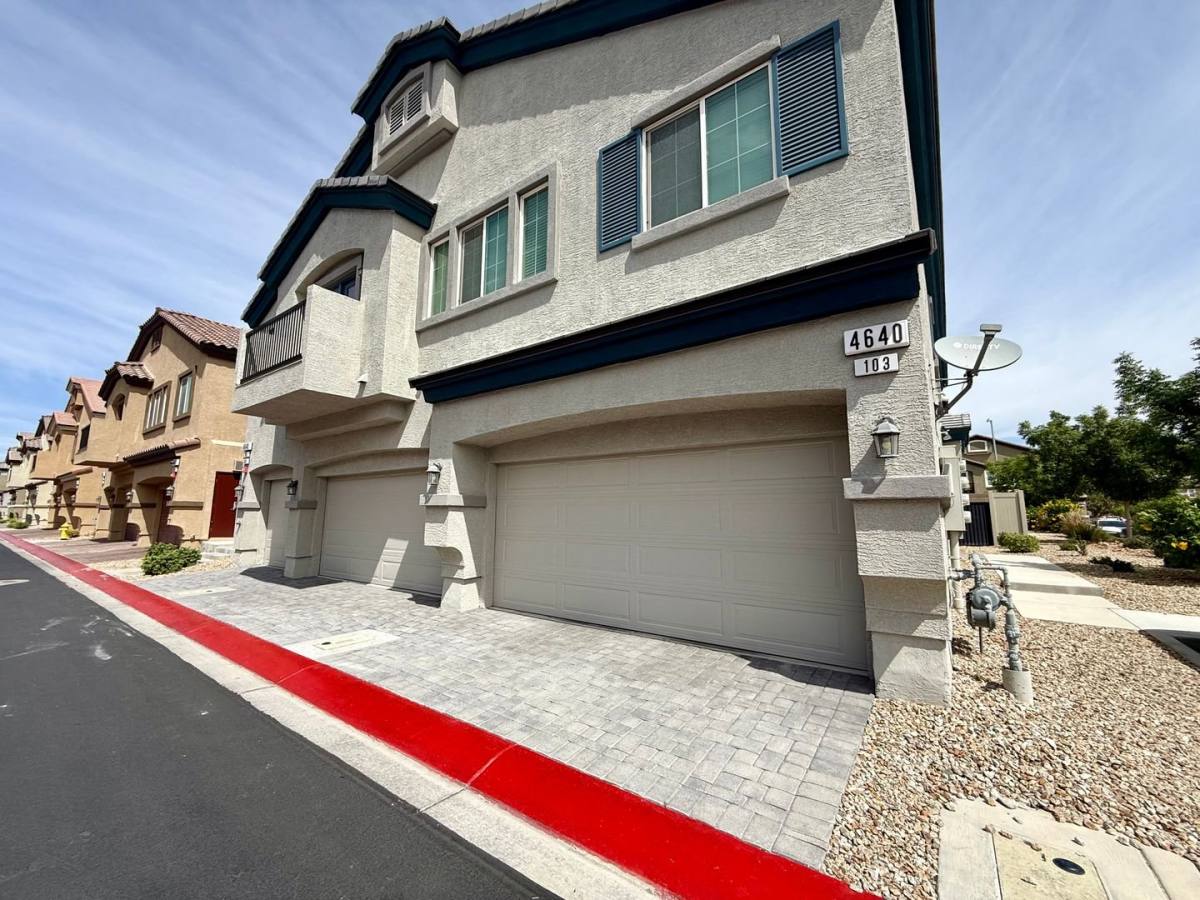 Townhouse for rent at 4640 Fuchsia Nights #103, North Las Vegas, NV 89084