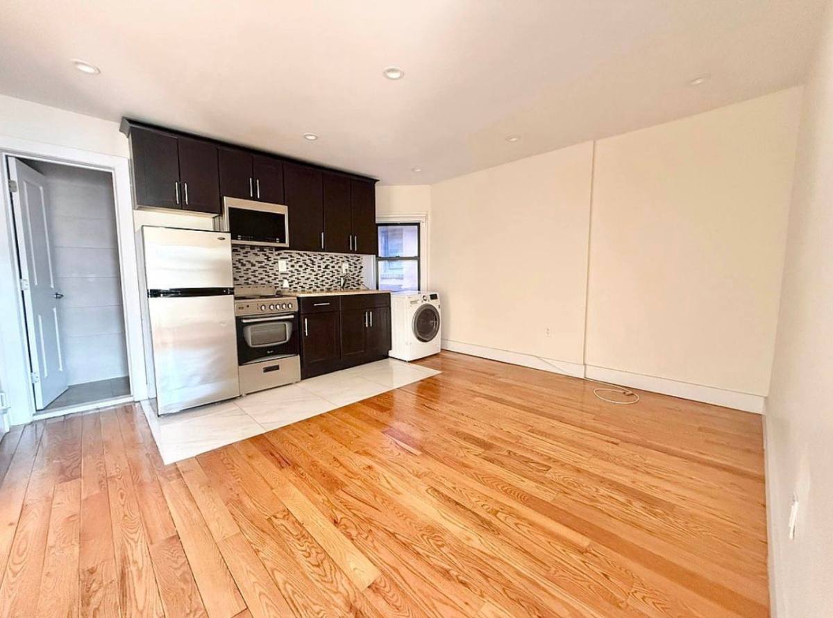 Apartment for rent at 24 Rogers Ave #4C, Brooklyn, NY 11216