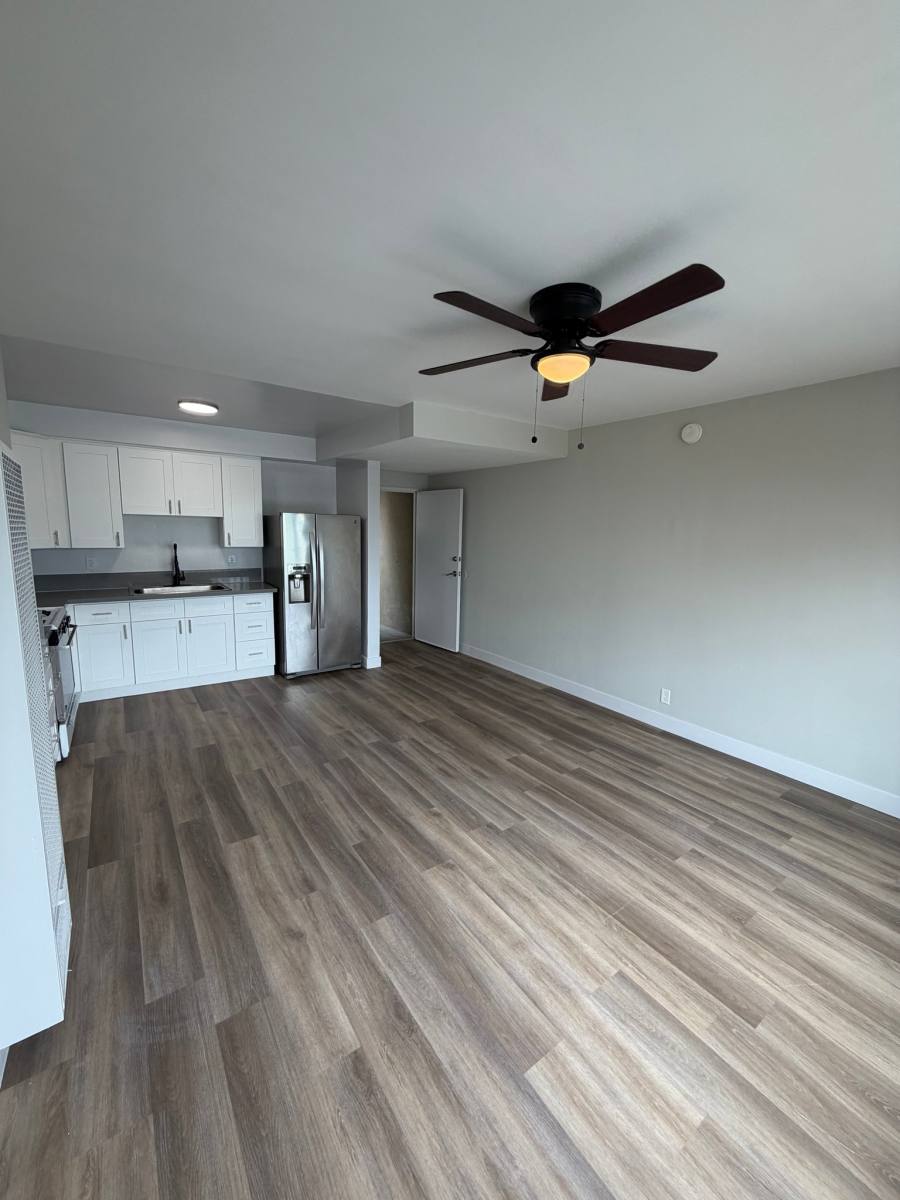 Apartment for rent at 3820 W 27th St #116, Los Angeles, CA 90018