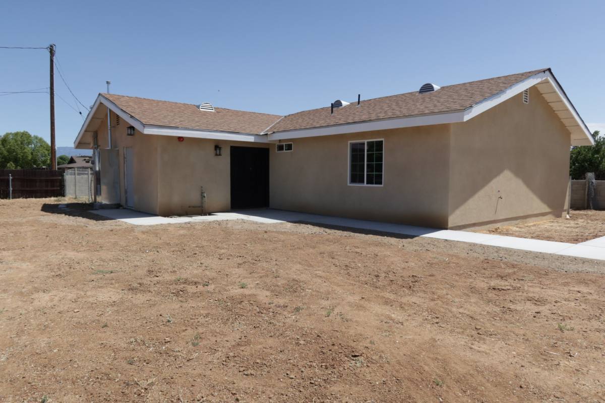 House for rent at 22144 1 2 De Berry St, Grand Terrace, CA 92313