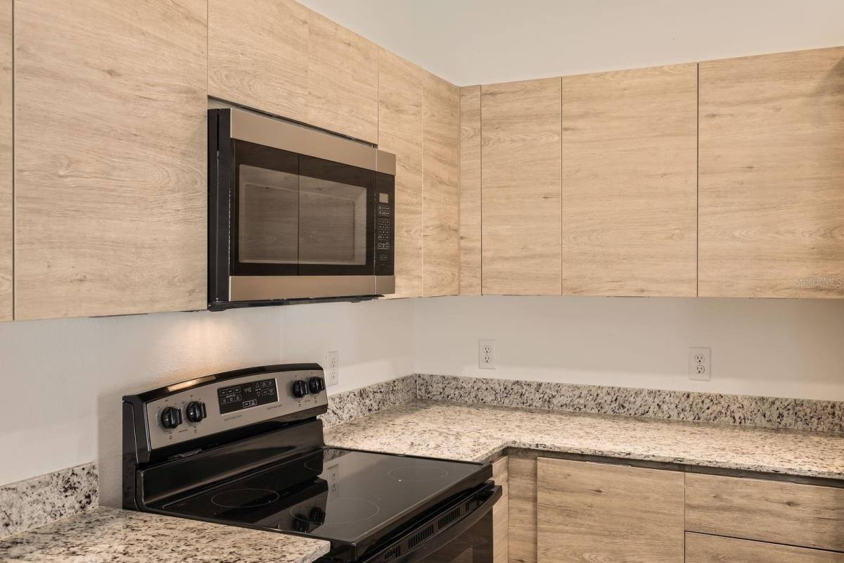 Townhouse for rent at 1217 Southstation Place, Orlando, FL 32809