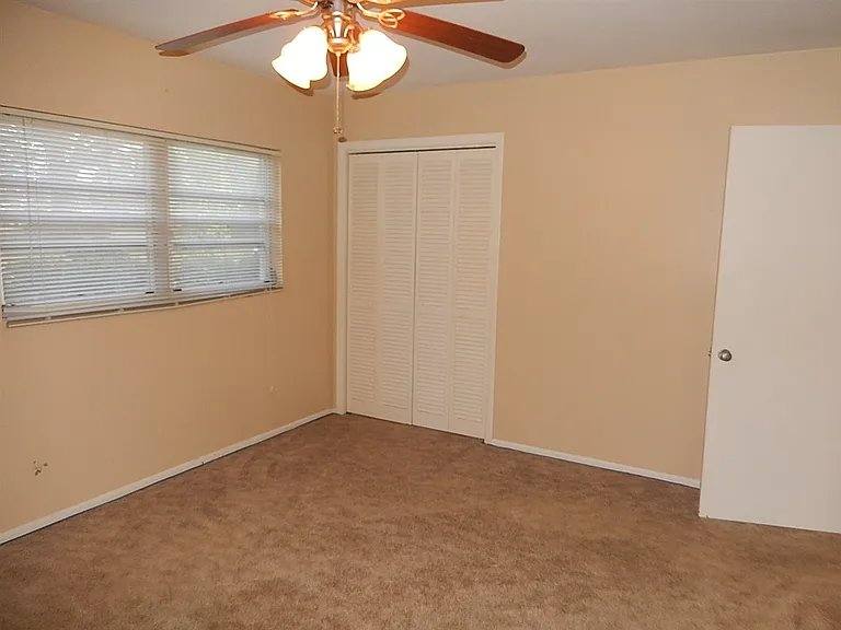 House for rent at 806 N E 1st St, Havana, FL 32333