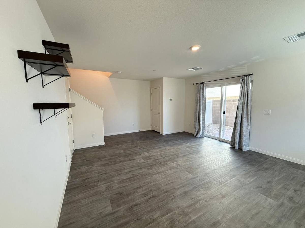 Townhouse for rent at 3720 Brilliant Sunset, Las Vegas, NV 89129