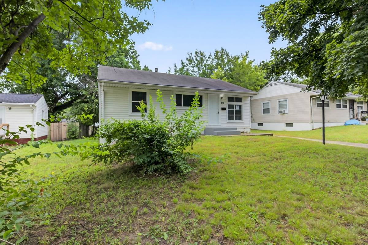 House for rent at 416 Crawford Rd, Saint Louis, MO 63137