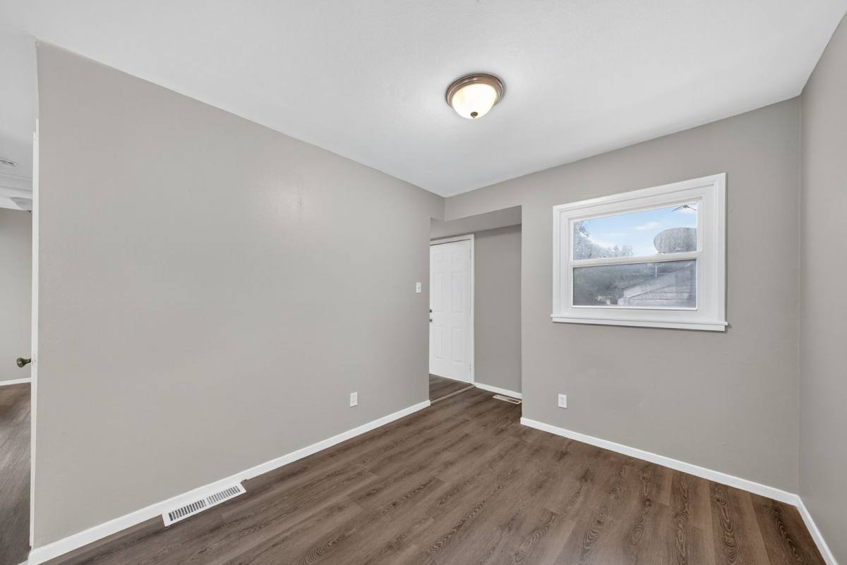 House for rent at 416 Crawford Rd, Saint Louis, MO 63137