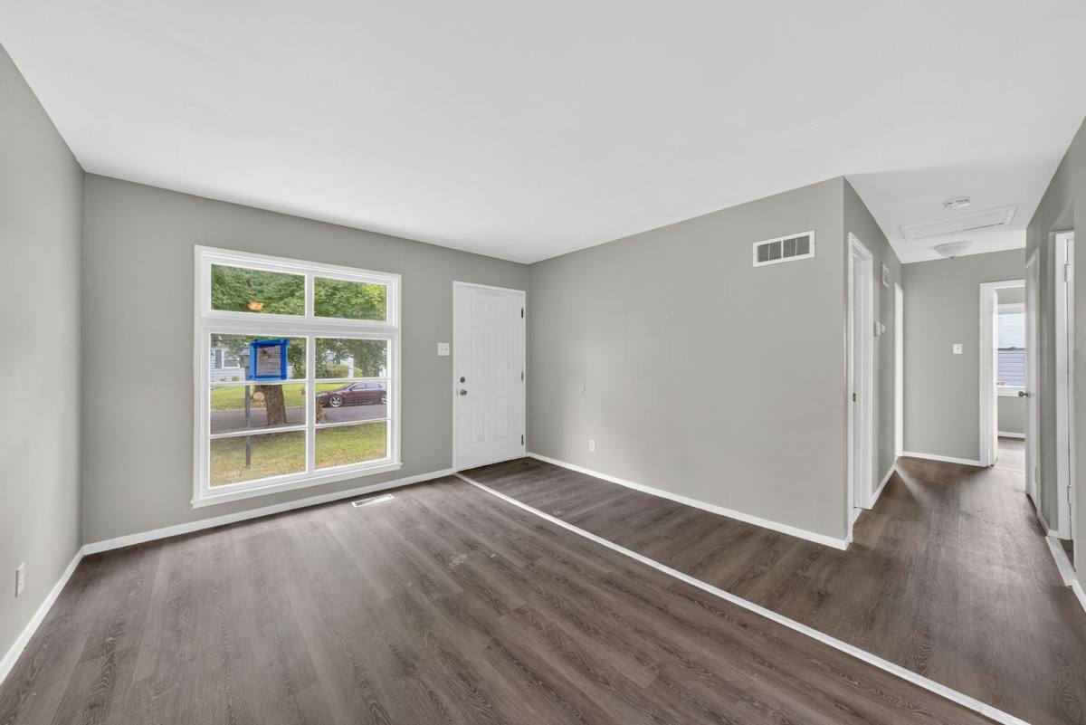 House for rent at 416 Crawford Rd, Saint Louis, MO 63137