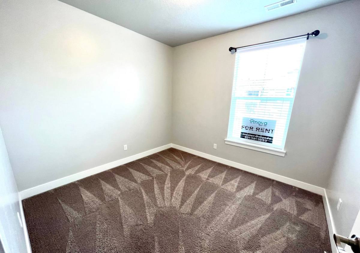 Condo for rent at 14659 S Bloom Dr #L 101, Herriman, UT 84096