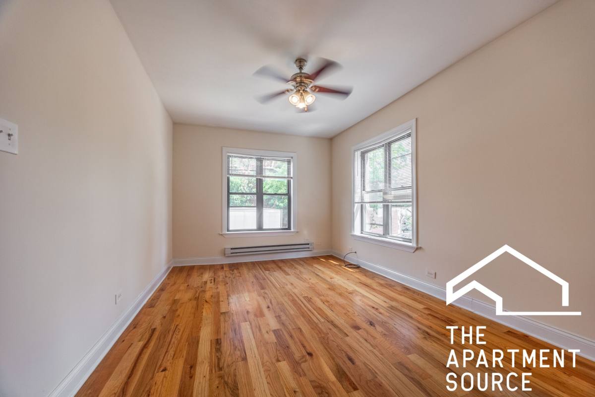 Apartment for rent at 957 W Cornelia #2A, Chicago, IL 60657