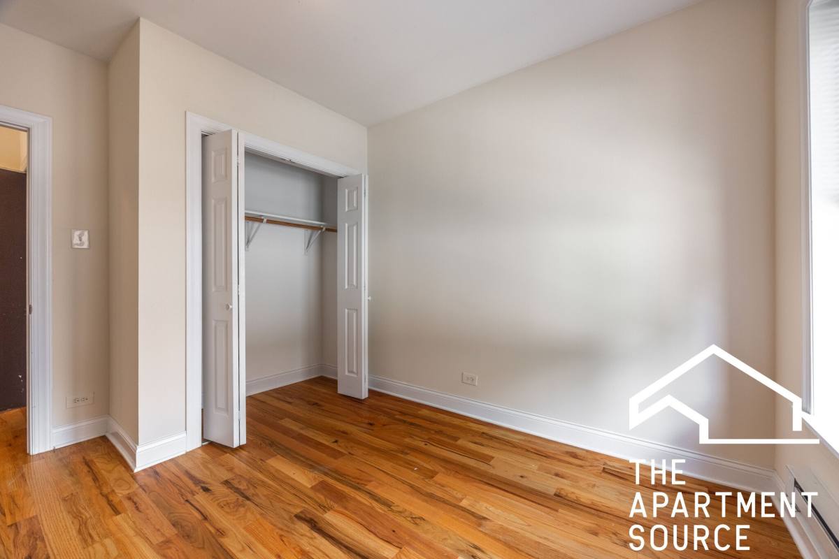 Apartment for rent at 957 W Cornelia #2A, Chicago, IL 60657