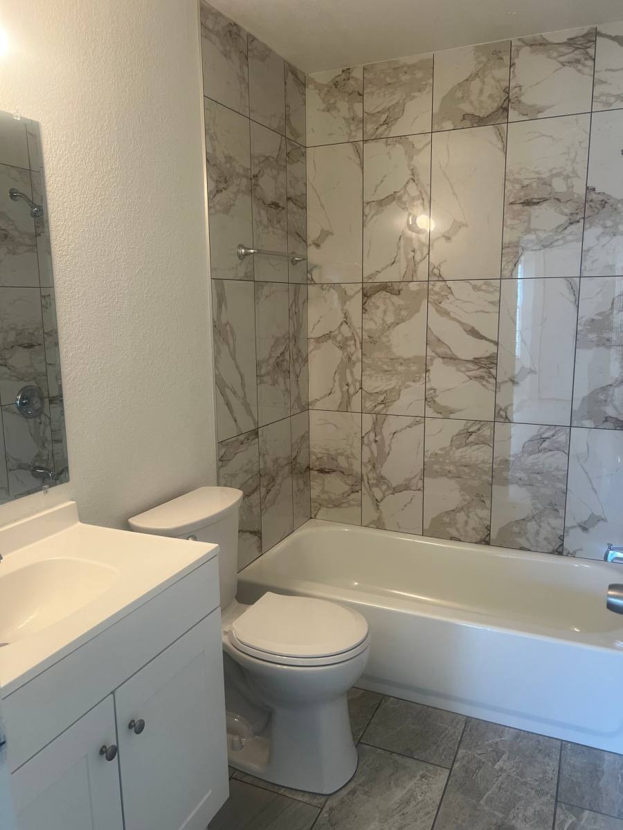 Apartment for rent at 10770 US-Highway 19 N, Pinellas Park, FL 33782
