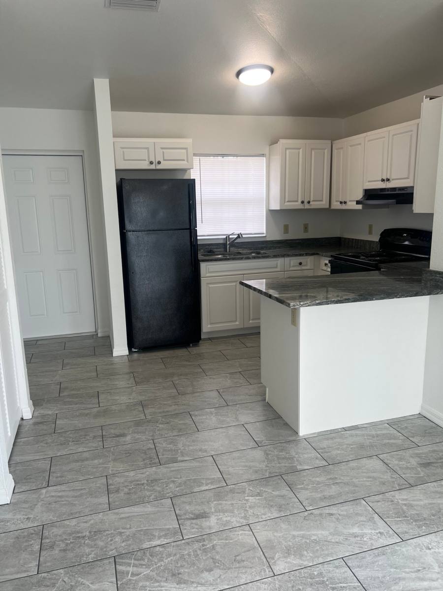 Apartment for rent at 10770 US-Highway 19 N, Pinellas Park, FL 33782