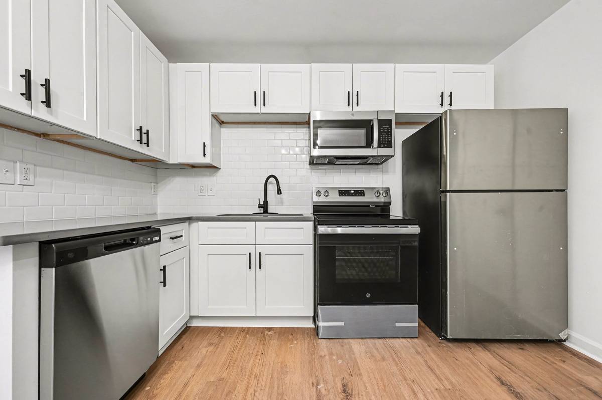 Apartment for rent at 5003 Lakecrest Dr, Charlotte, NC 28215