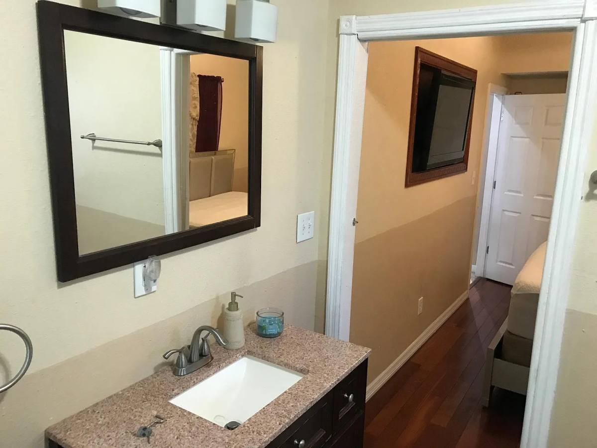 Apartment for rent at 7107 N 53rd St #B, Tampa, FL 33617