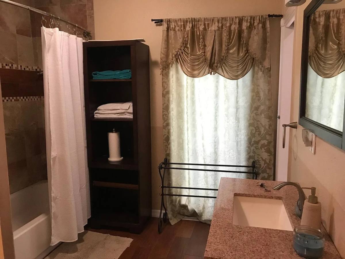 Apartment for rent at 7107 N 53rd St #B, Tampa, FL 33617