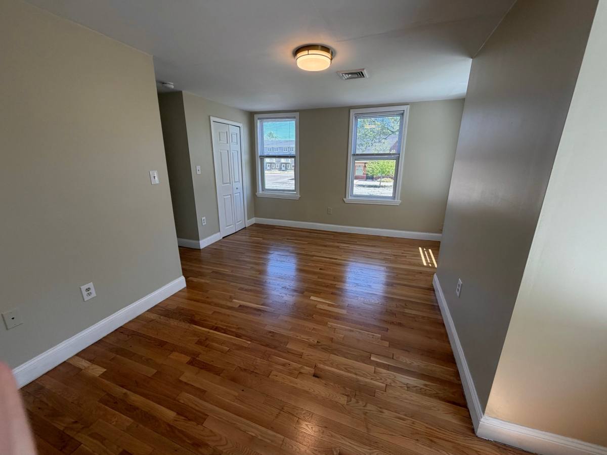 Apartment for rent at 117 Arlington St #2, Taunton, MA 02780