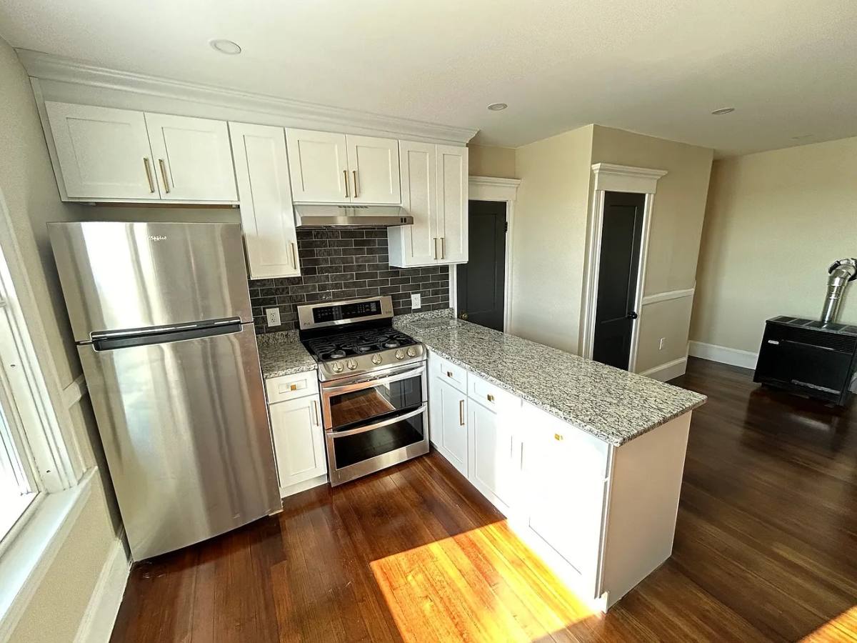 Apartment for rent at 252 Central Ave #3, New Bedford, MA 02745