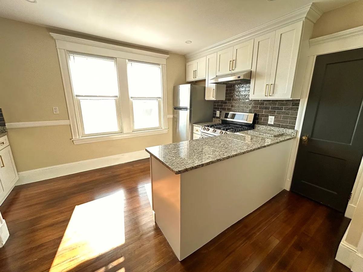 Apartment for rent at 252 Central Ave #3, New Bedford, MA 02745