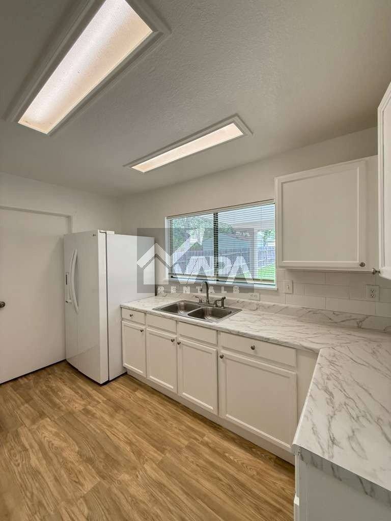 House for rent at 6811 Evercrest Lane, San Antonio, TX 78239