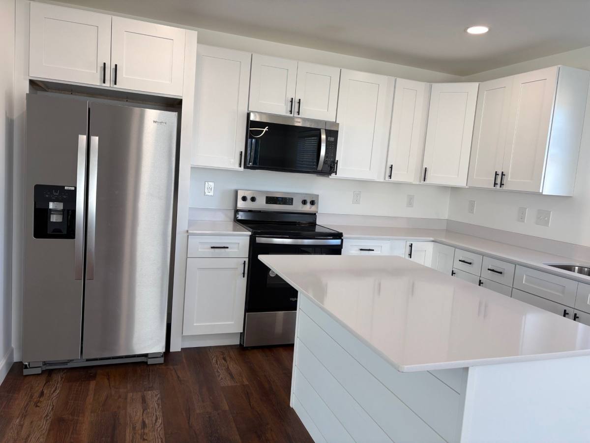Townhouse for rent at 108 Hobson St, McMinnville, TN 37110