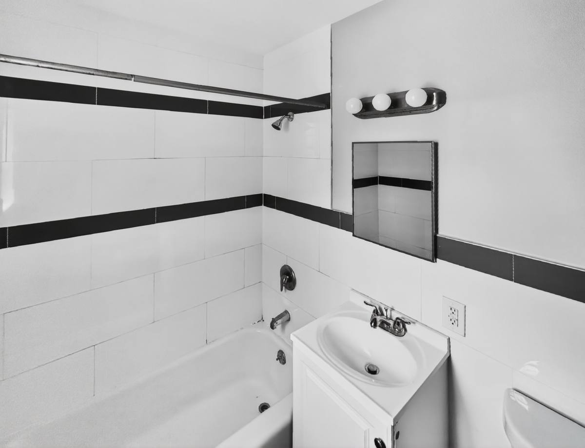 Apartment for rent at 21-25 Willoughby #A3, Newark, NJ 07112
