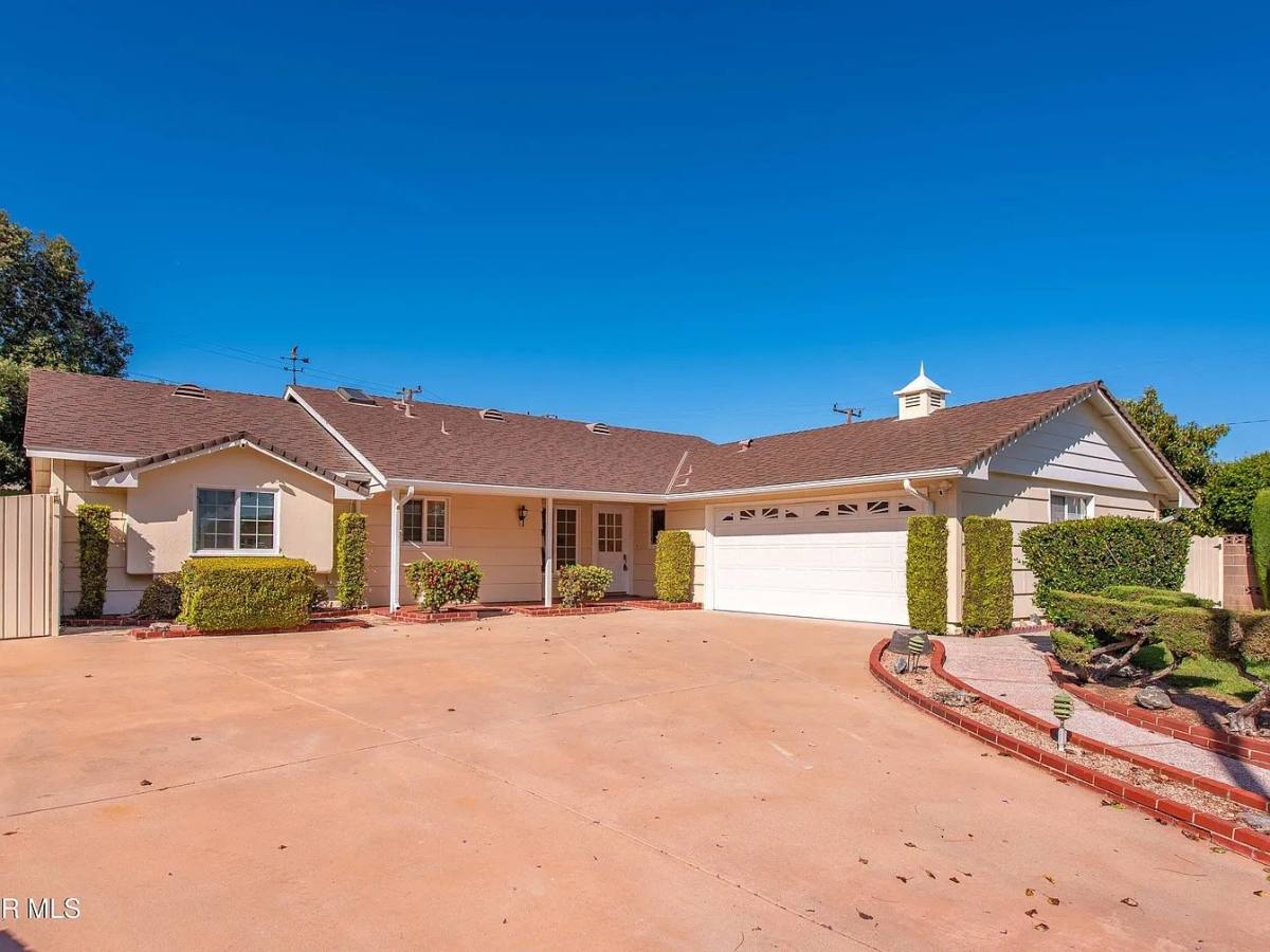 House for rent at 1492 Mandalay Court, Camarillo, CA 93010