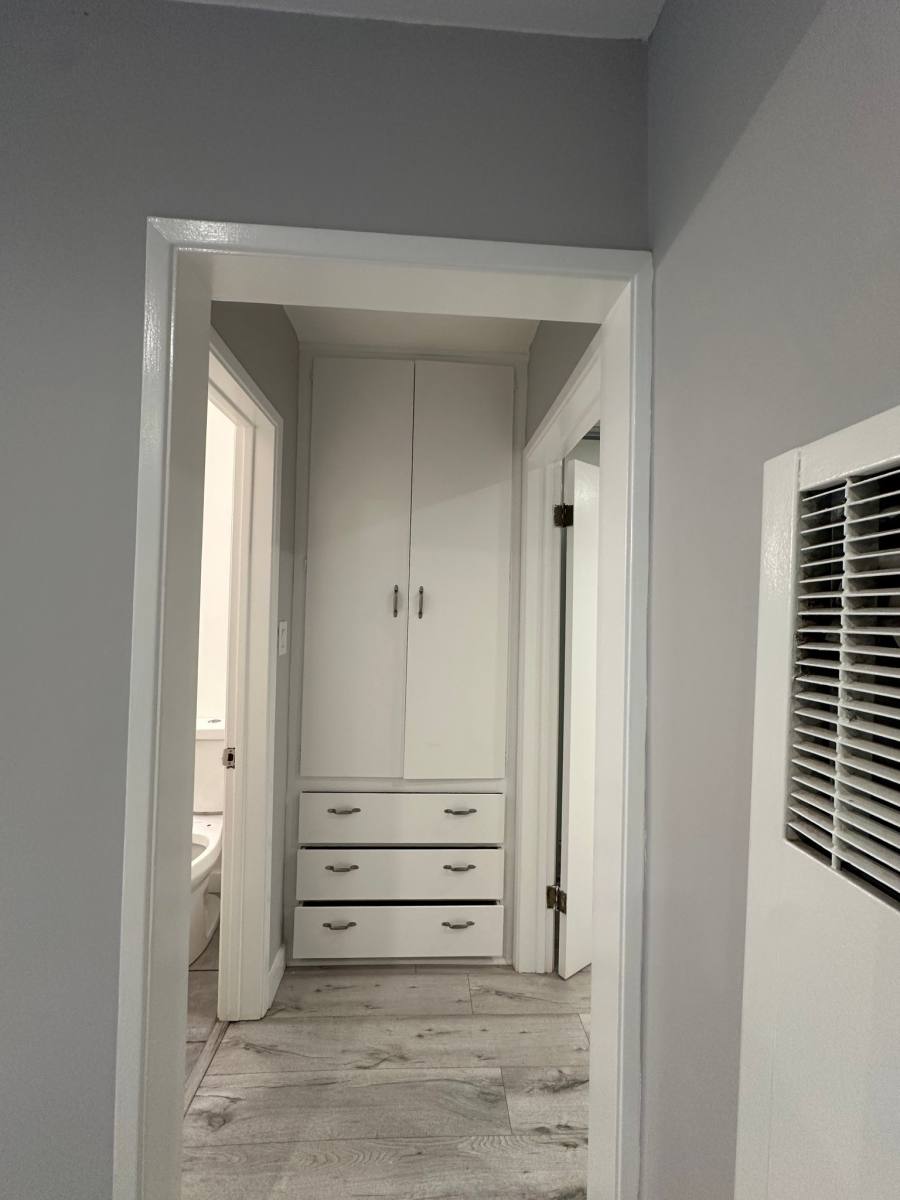 Apartment for rent at 7555 Delongpre Ave #9, Los Angeles, CA 90046