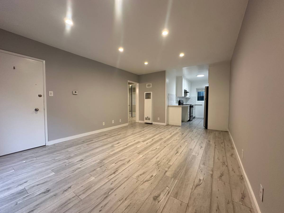 Apartment for rent at 7555 Delongpre Ave #9, Los Angeles, CA 90046
