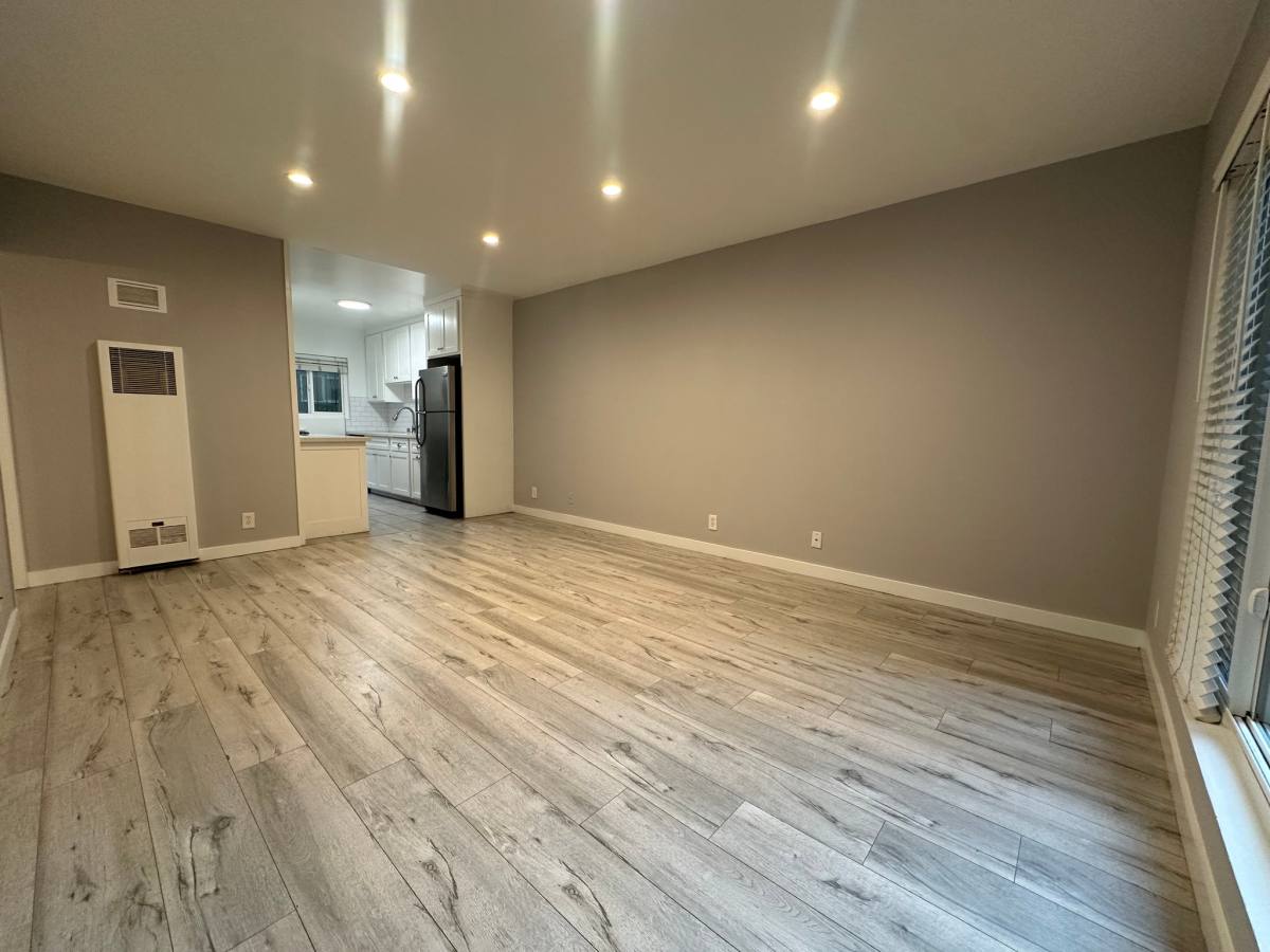Apartment for rent at 7555 Delongpre Ave #9, Los Angeles, CA 90046