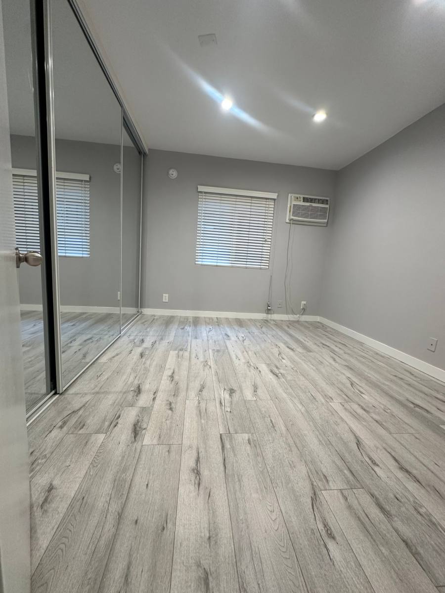 Apartment for rent at 7555 Delongpre Ave #9, Los Angeles, CA 90046