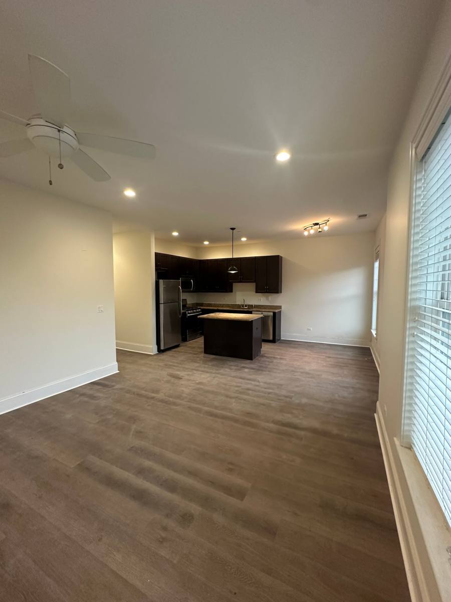 Apartment for rent at 2500 Green Bay #201, Evanston, IL 60201