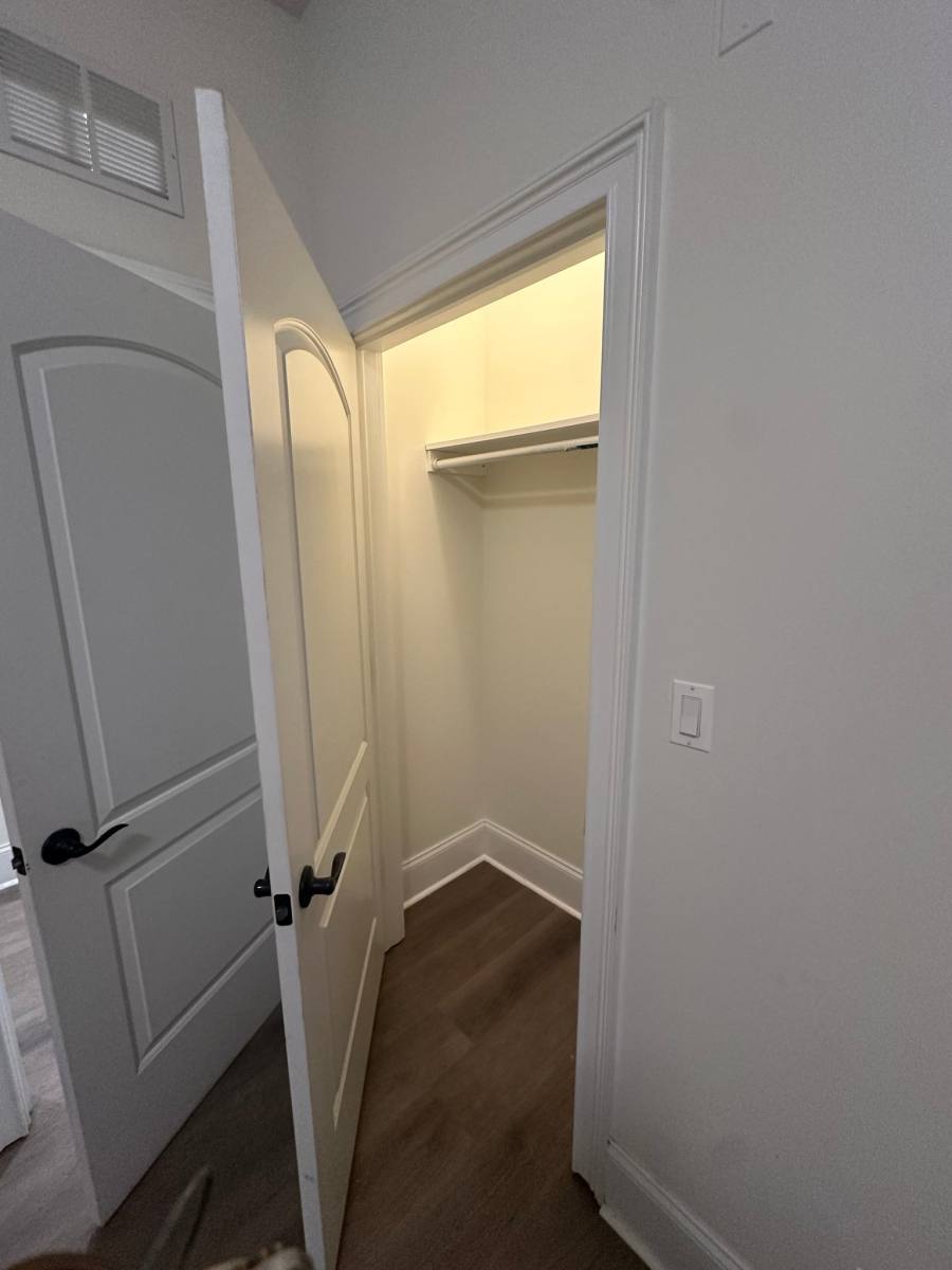 Apartment for rent at 2500 Green Bay #201, Evanston, IL 60201