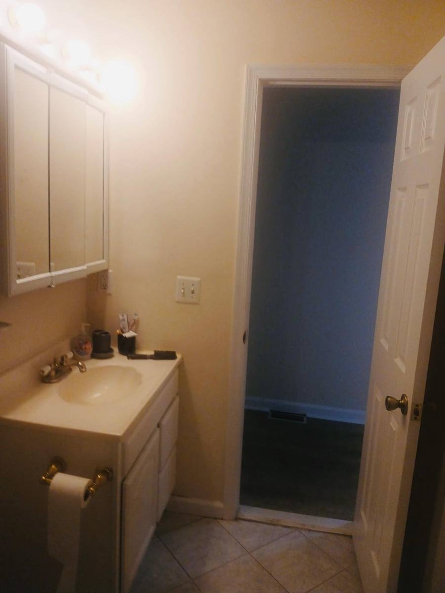 Apartment for rent at 16845 Hillsboro Rd #C, Purcellville, VA 20132