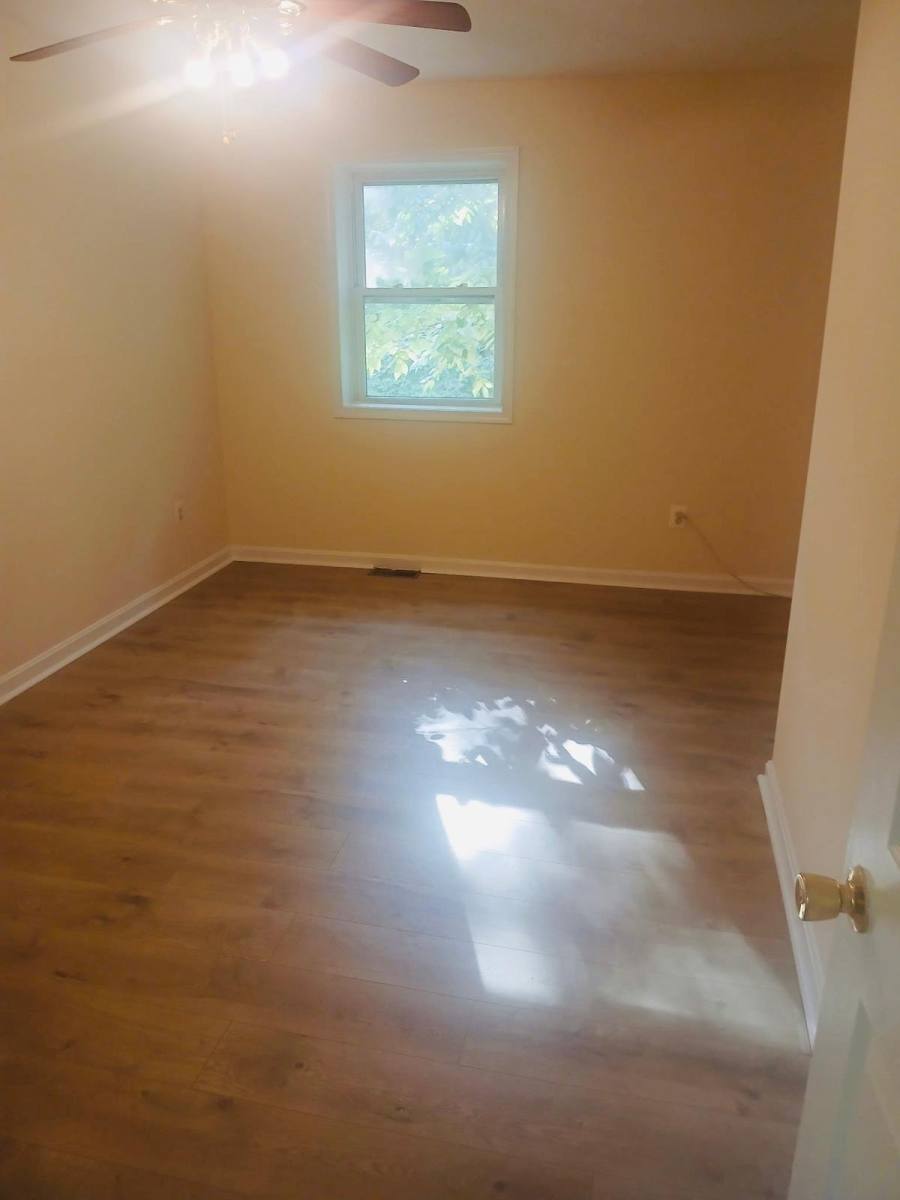 Apartment for rent at 16845 Hillsboro Rd #C, Purcellville, VA 20132