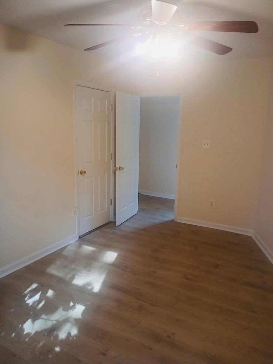 Apartment for rent at 16845 Hillsboro Rd #C, Purcellville, VA 20132