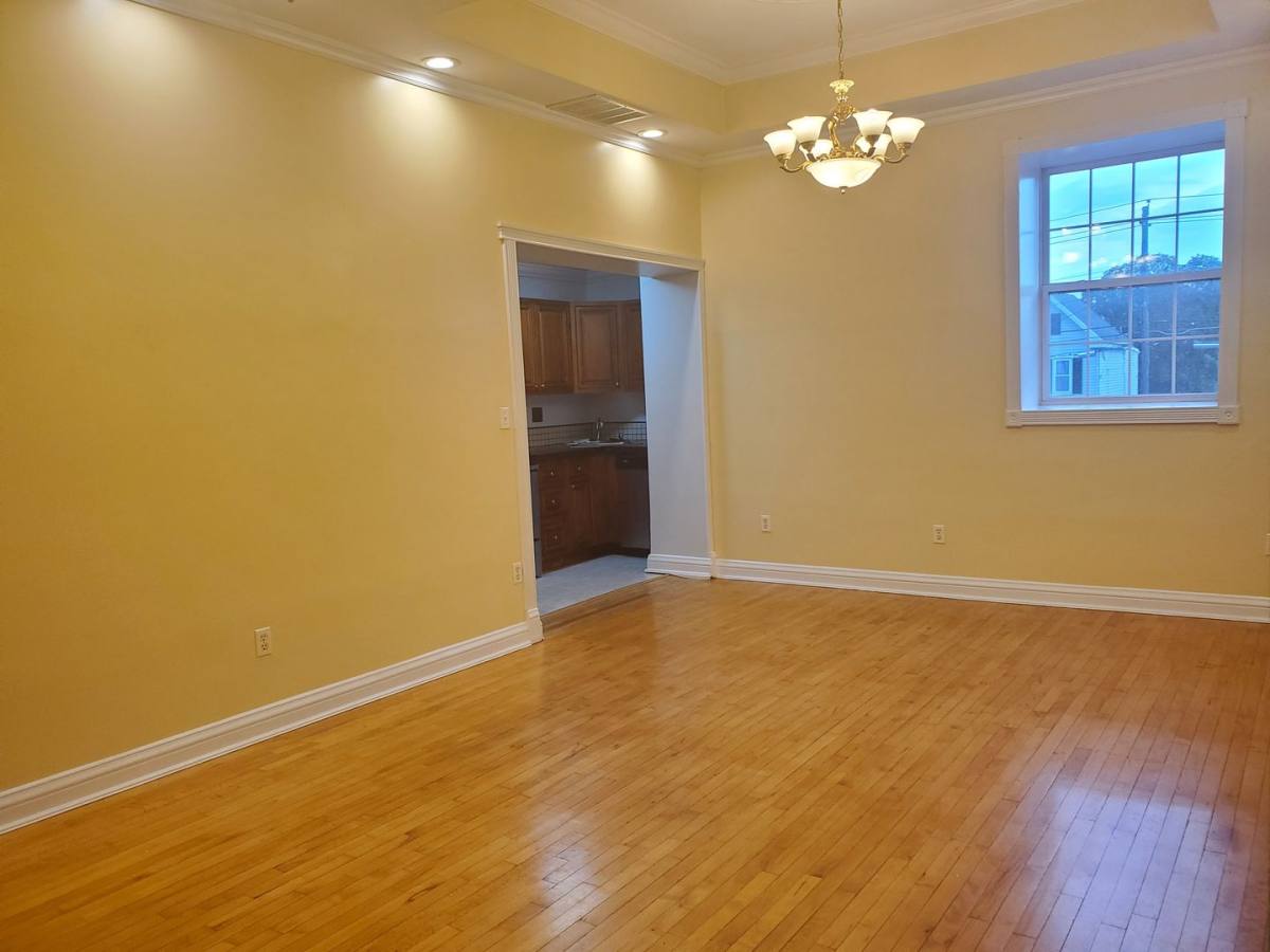 Apartment for rent at 217 W N St, Waynesboro, PA 17268