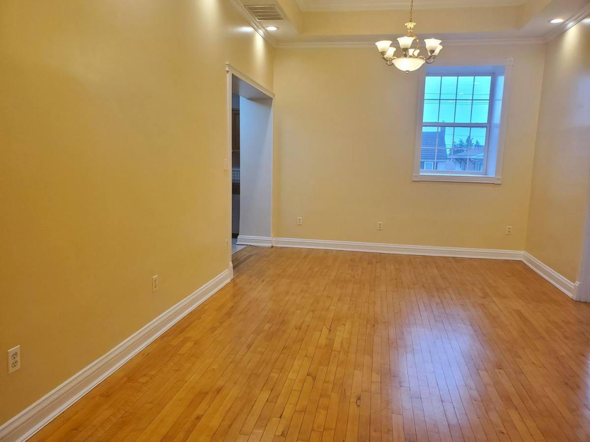 Apartment for rent at 217 W N St, Waynesboro, PA 17268