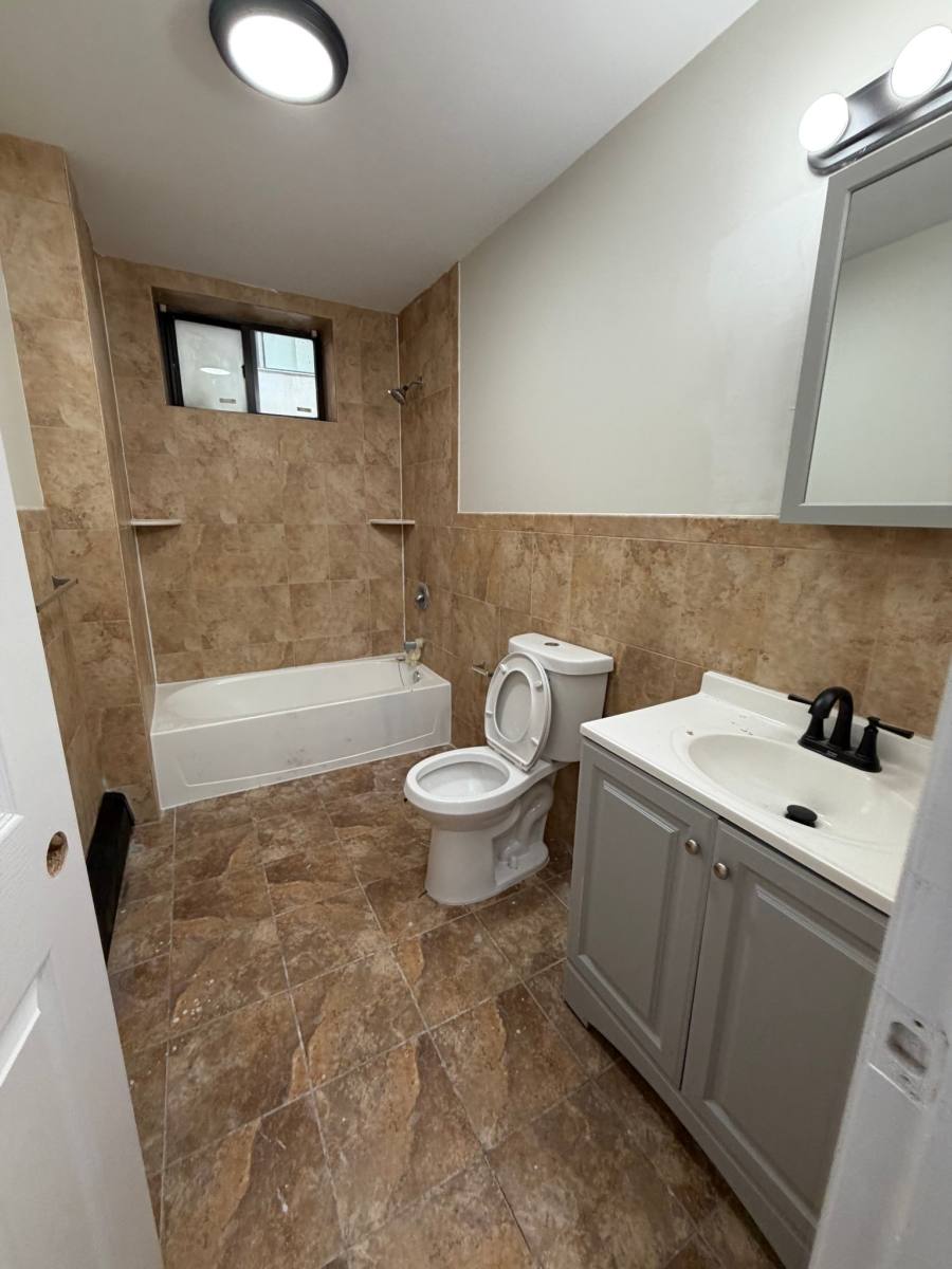 Apartment for rent at 150 S Harrison St #1H, East Orange, NJ 07018
