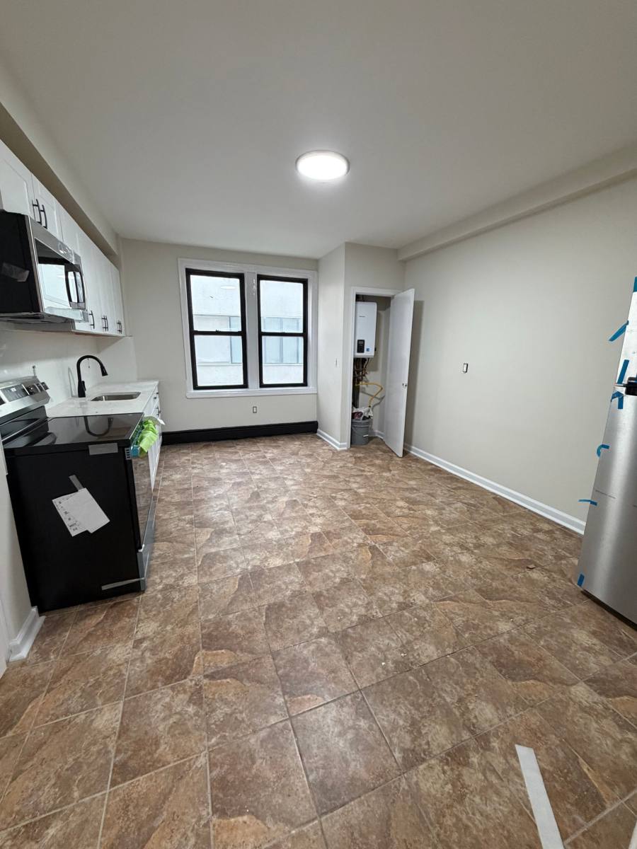 Apartment for rent at 150 S Harrison St #1H, East Orange, NJ 07018