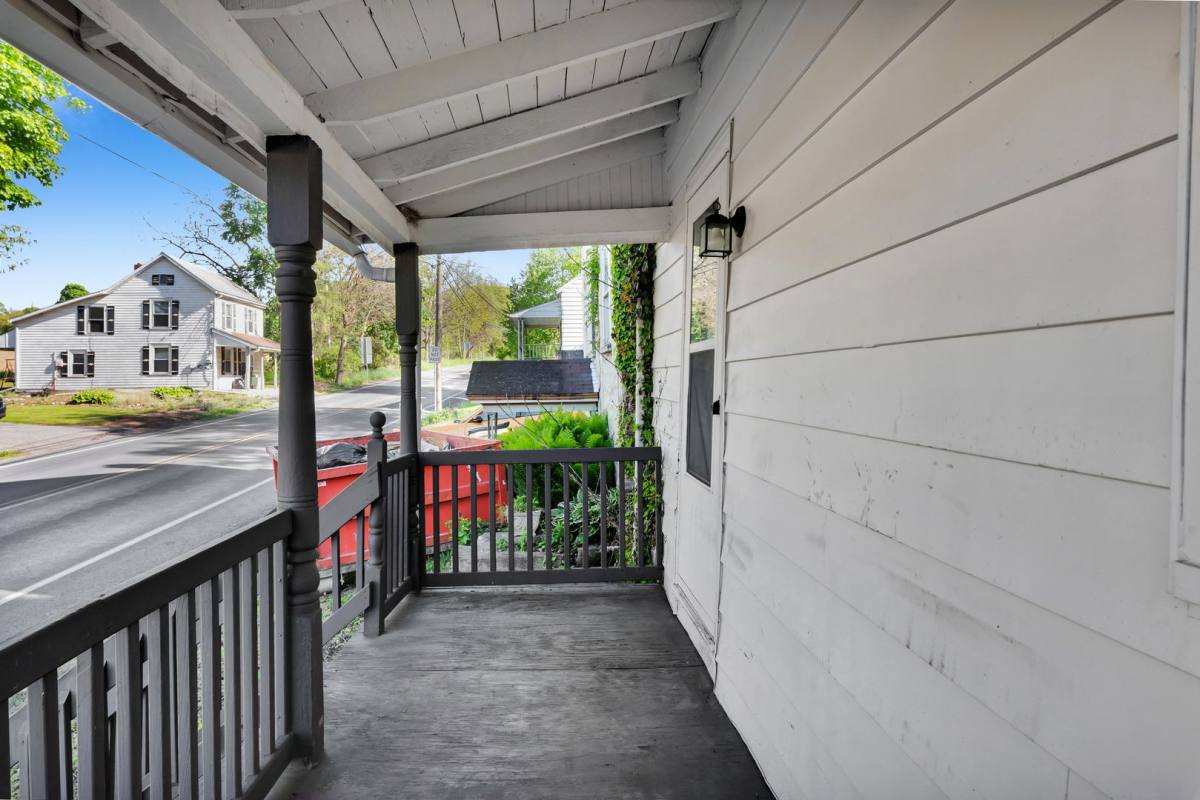 House for rent at 3200 Flint Hill Rd, Hellertown, PA 18055