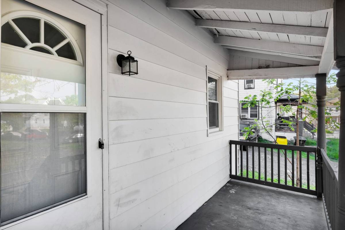 House for rent at 3200 Flint Hill Rd, Hellertown, PA 18055
