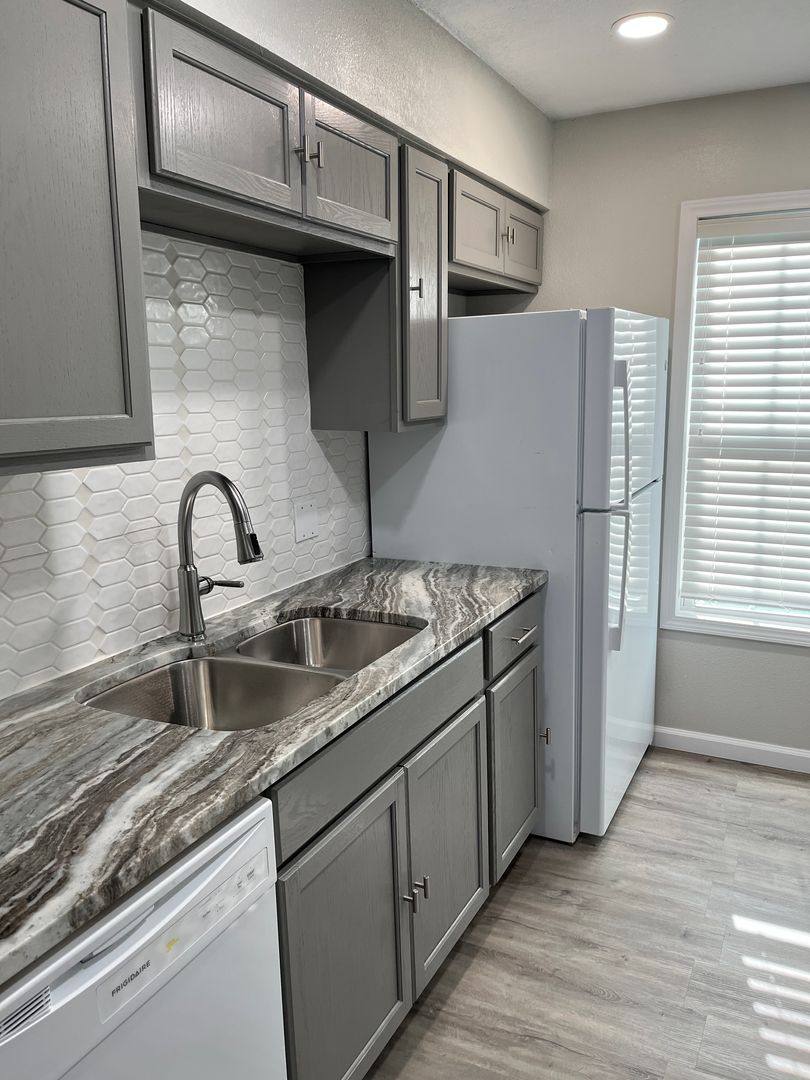 Townhouse for rent at 145 La Vista Lane, Hot Springs Village, AR 71909