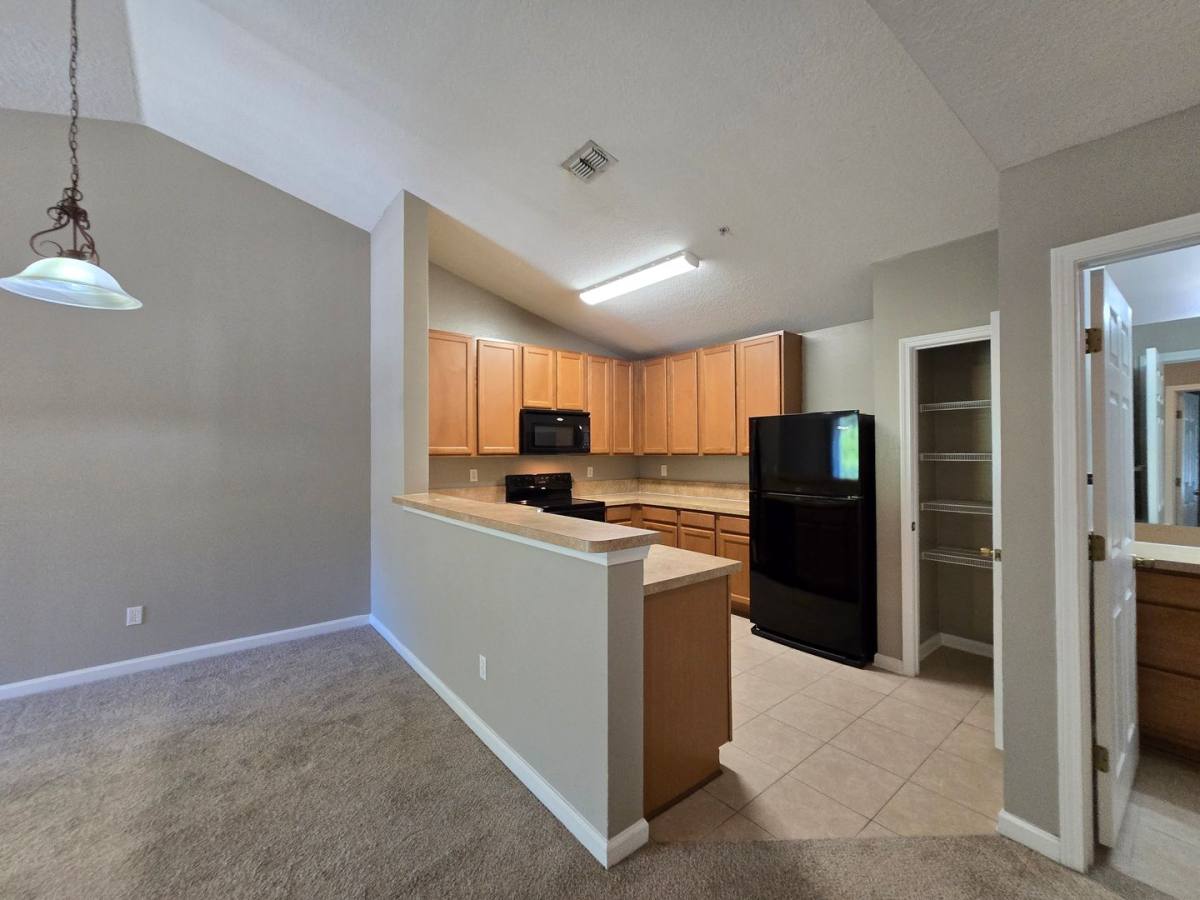 Condo for rent at 575 Oakleaf Plantation Parkway, Orange Park, FL 32065