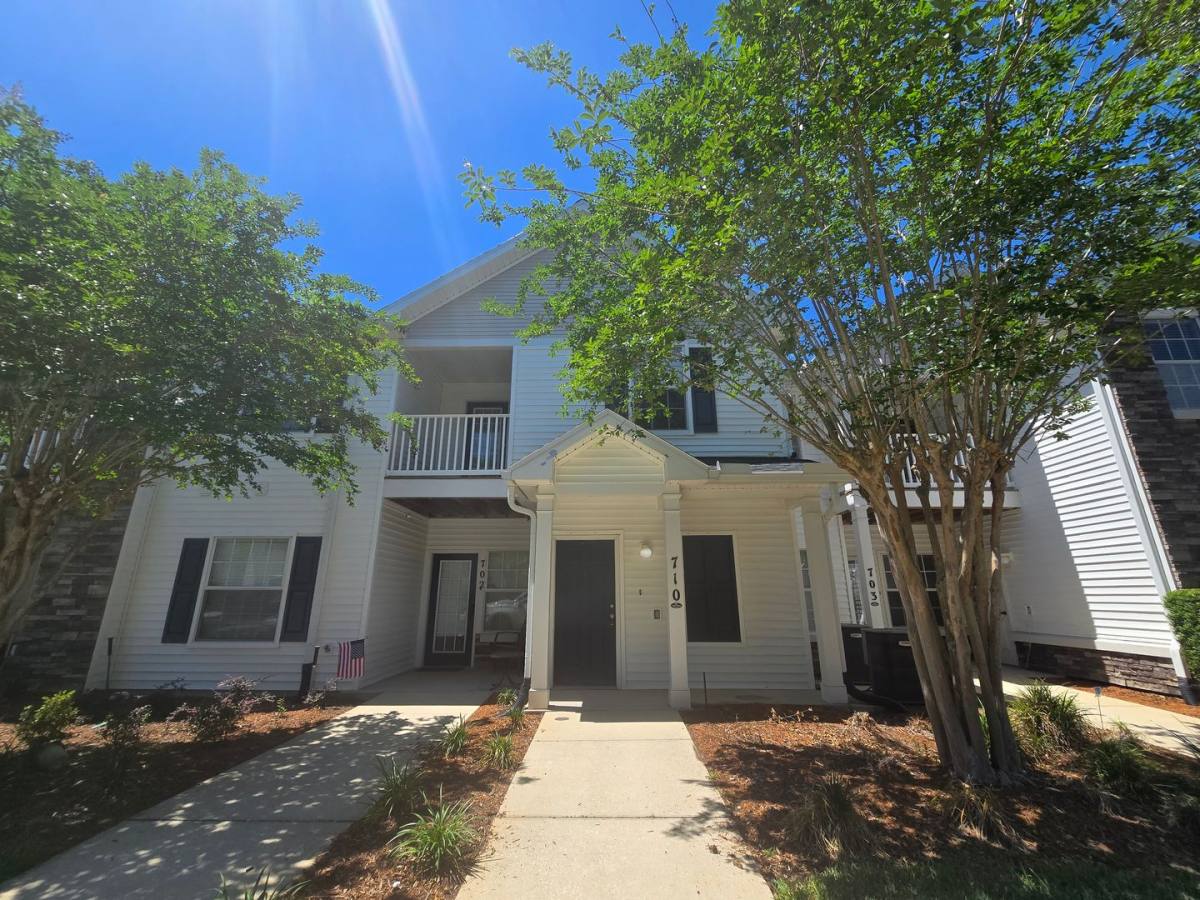 Condo for rent at 575 Oakleaf Plantation Parkway, Orange Park, FL 32065